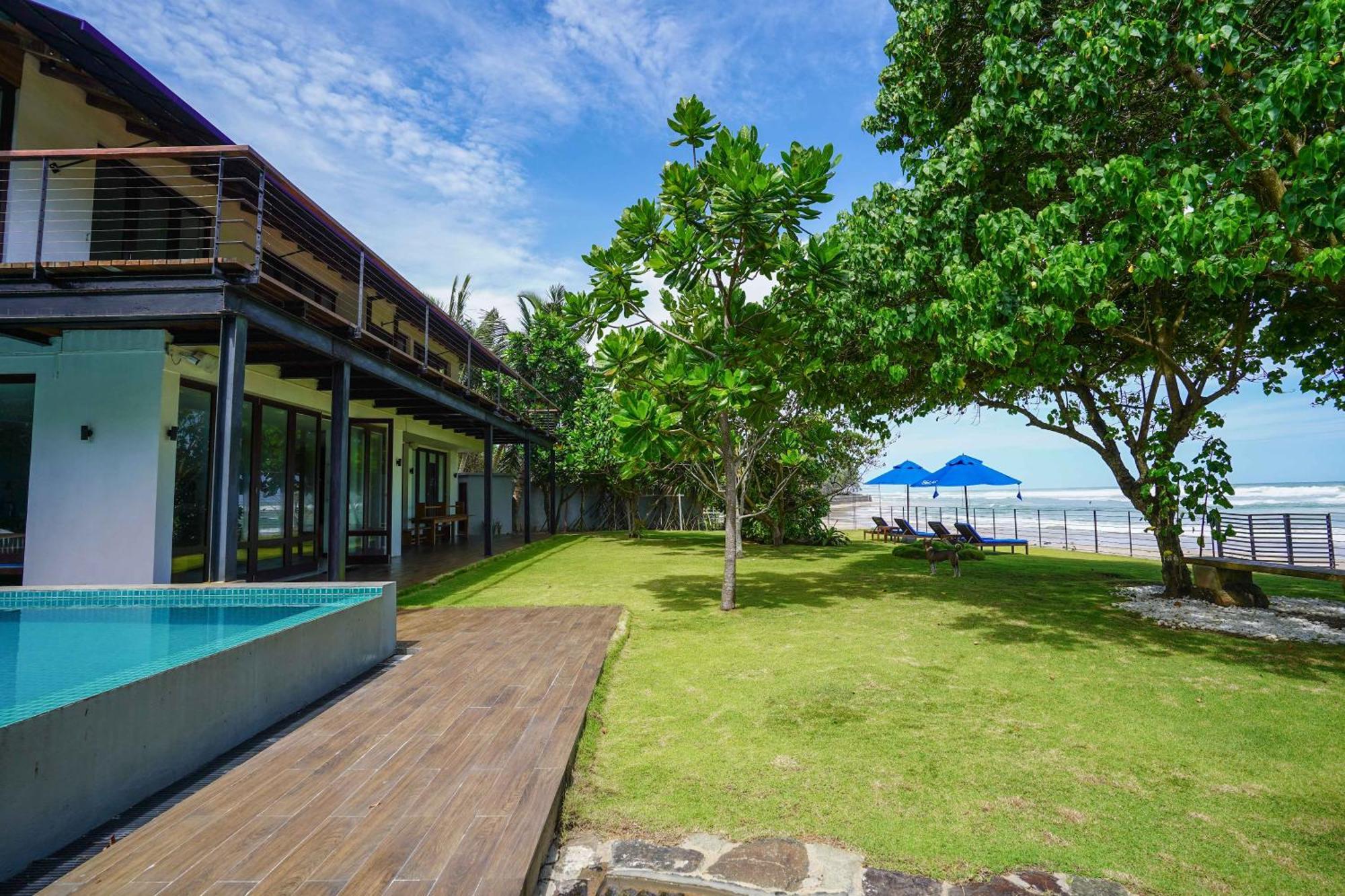 Solas Surf Ahangama Exterior photo