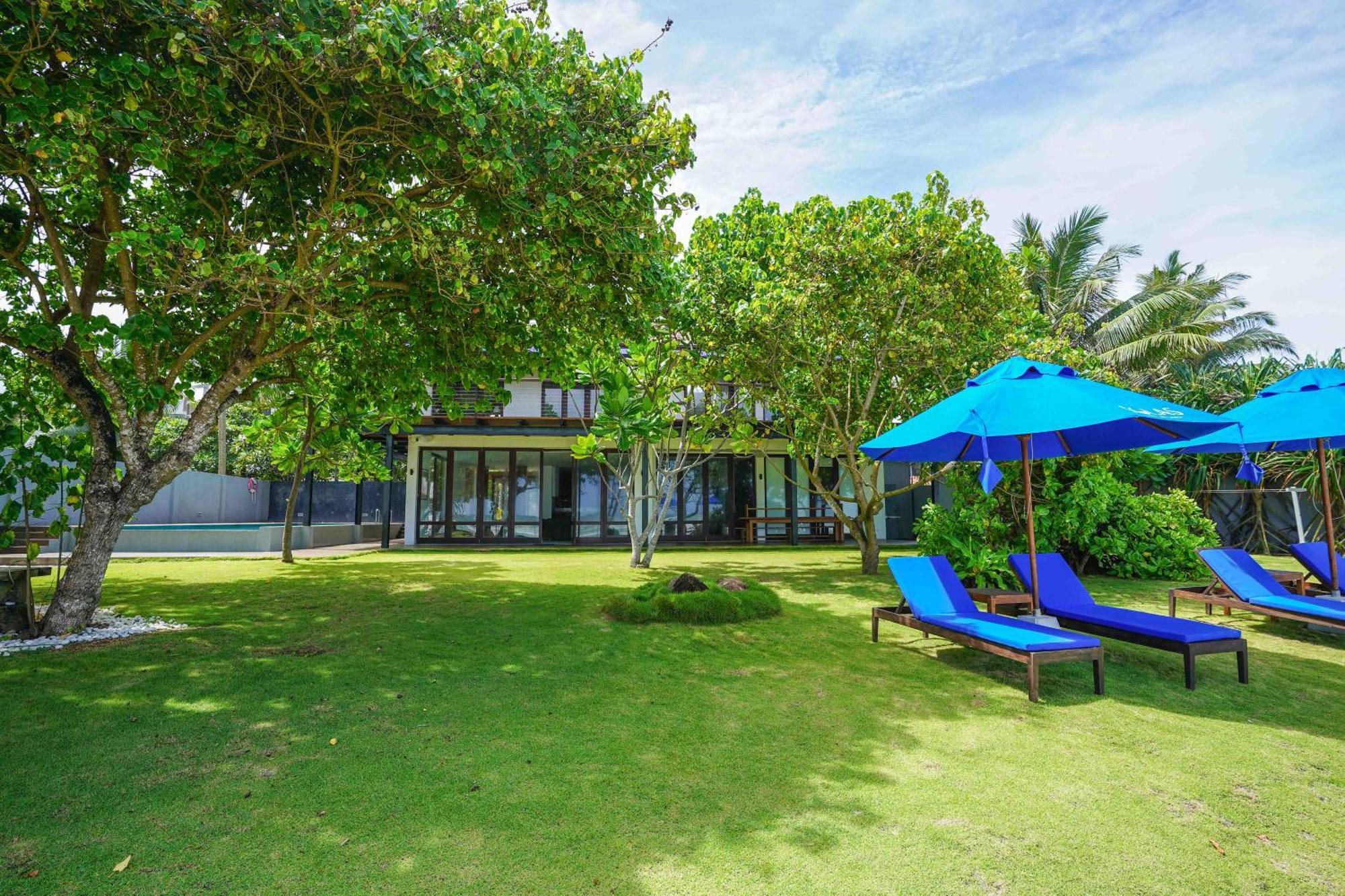 Solas Surf Ahangama Exterior photo