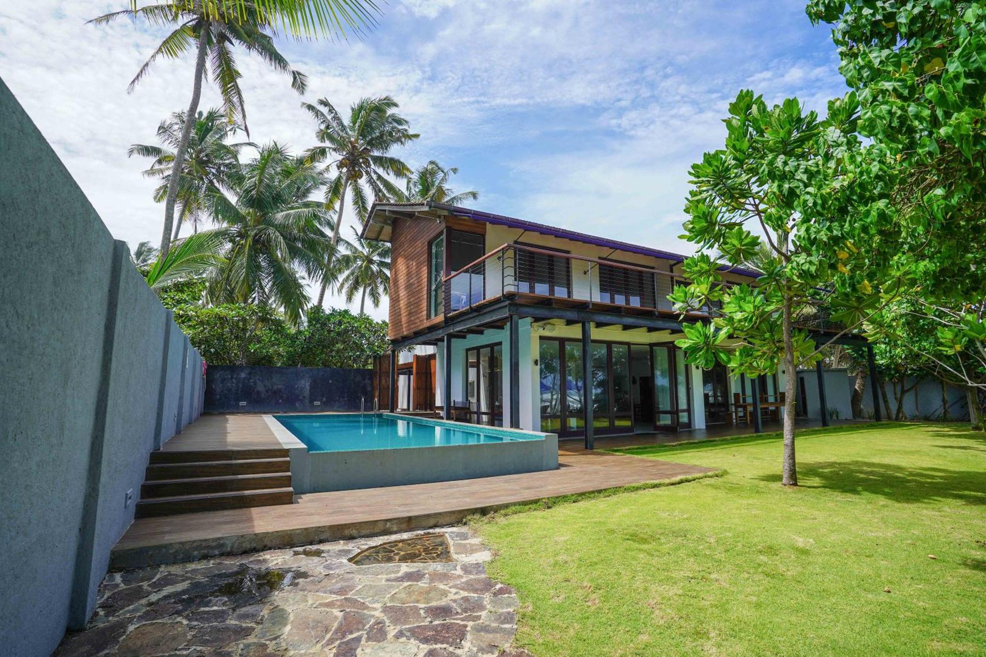 Solas Surf Ahangama Exterior photo