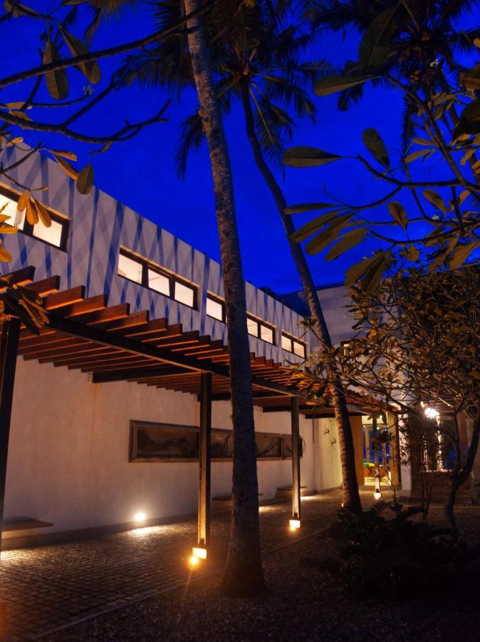 Solas Surf Ahangama Exterior photo