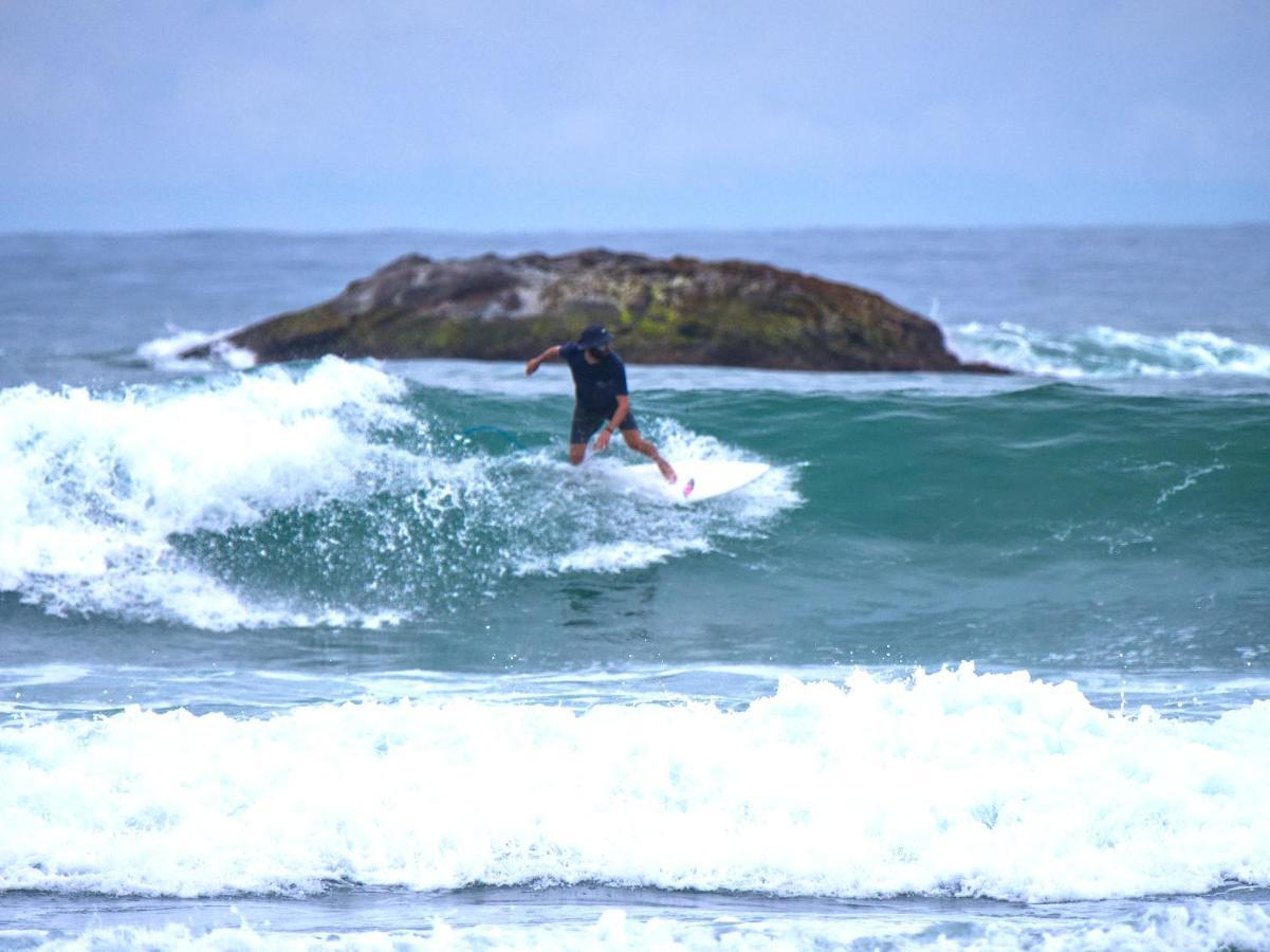 Solas Surf Ahangama Exterior photo