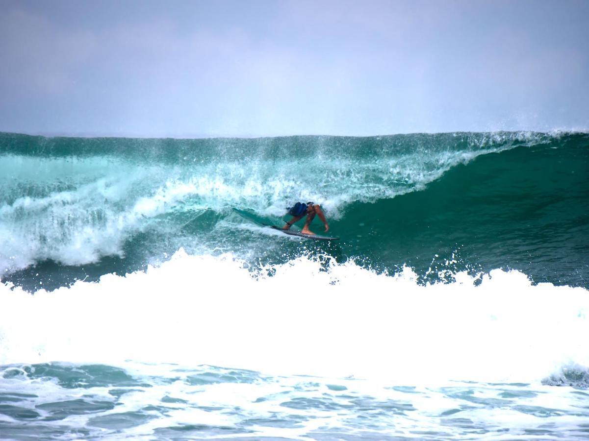 Solas Surf Ahangama Exterior photo